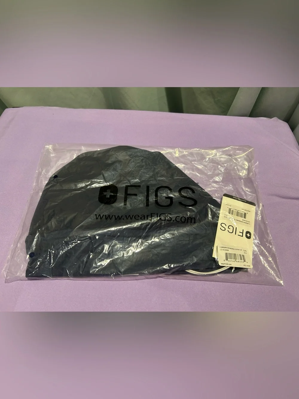 Figs Modern Expandable Scrub Cap Navy NWT